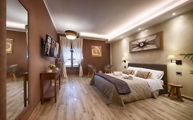 Torino Vacancy 3 - Elegant & Romantic House With A View Of Piazza Vittorio/Gran Madre